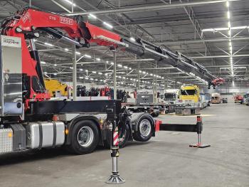 3353 8x4 / FASSI 71  T/M + JIB / CRANE / KRAN